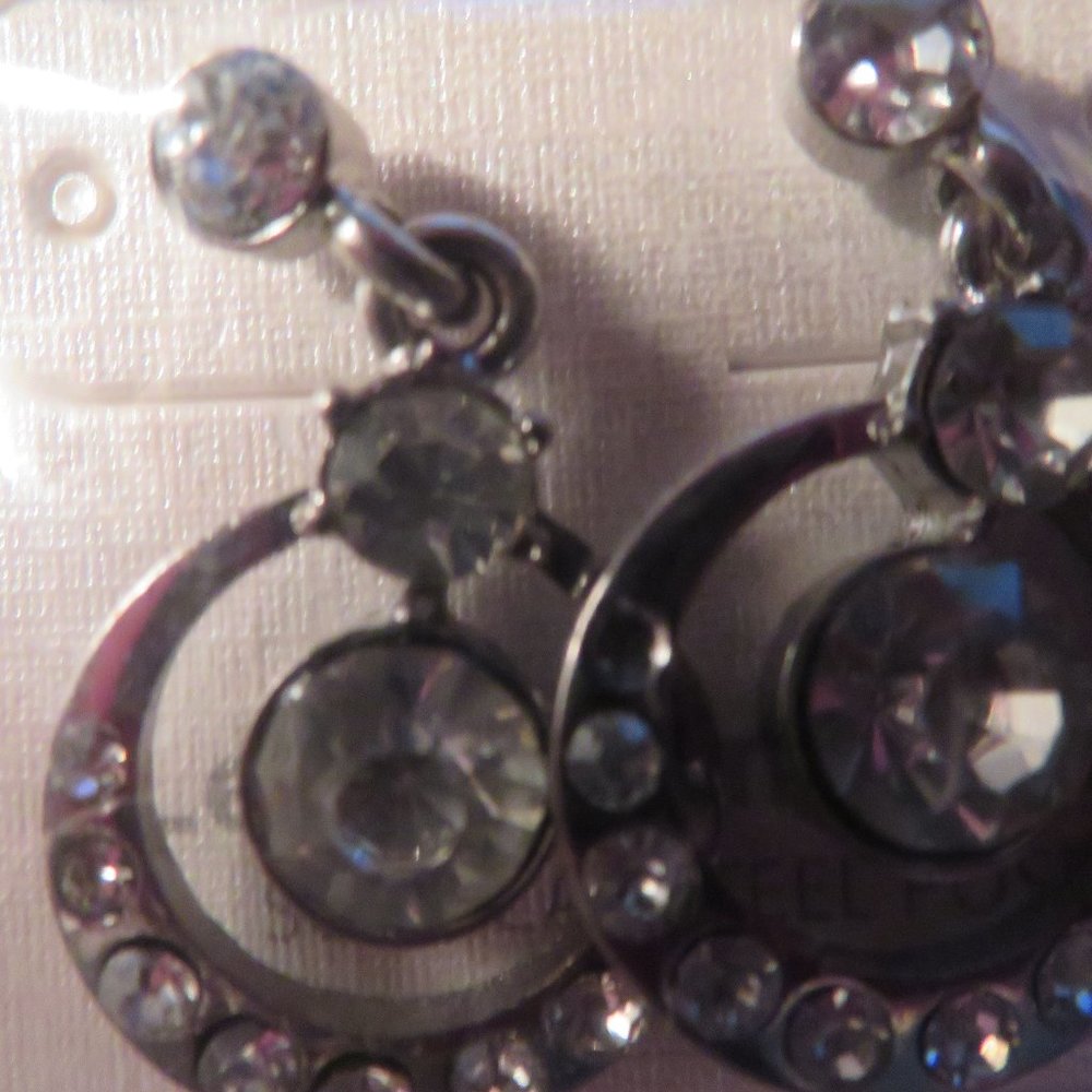 WOMEN'S - ROUND SILVER/RHINESTONE POST EARRINGS